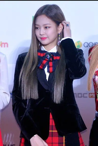 Blackpink Alum Jennie’s 5 Fashion Trends She Started In Korea 