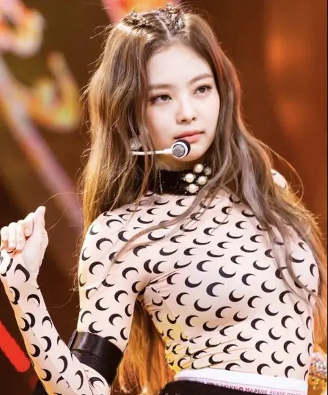 Blackpink Alum Jennie’s 5 Fashion Trends She Started In Korea 