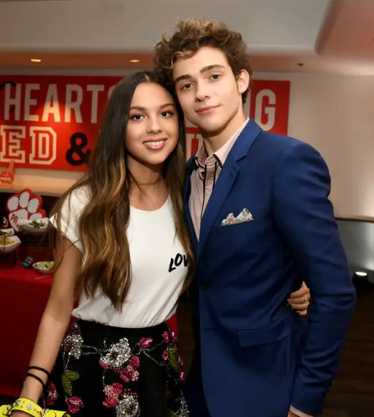 Dublin singer Elijah Hewson & American singer-songwriter Olivia Rodrigo Dating Rumor Debunked