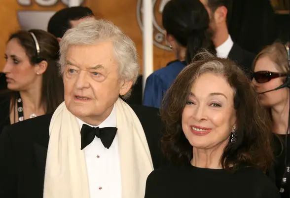 Hal-Holbrook-with-wife-Dixie-Carter