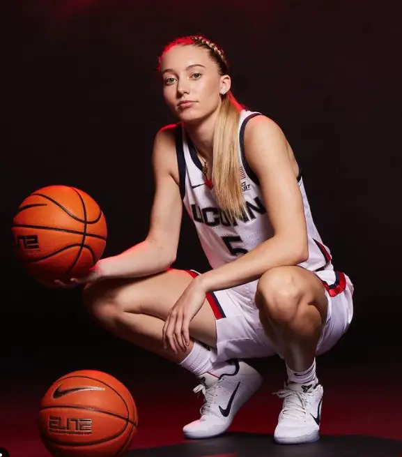 American Basketball Player: Paige Bueckers