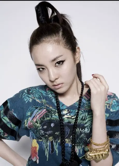 Dara from 2NE1's heartbreaking upbringing and motivation for joining YG Entertainment as a trainee